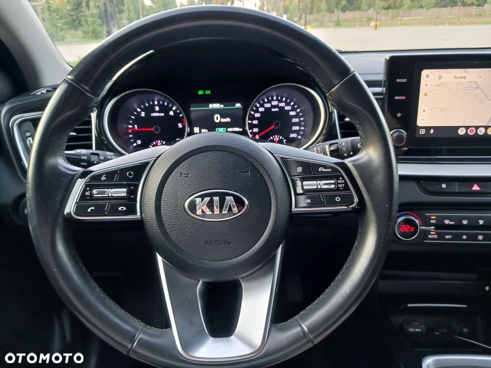 Kia Ceed 1.6 CRDi mHEV L Business Line - 25