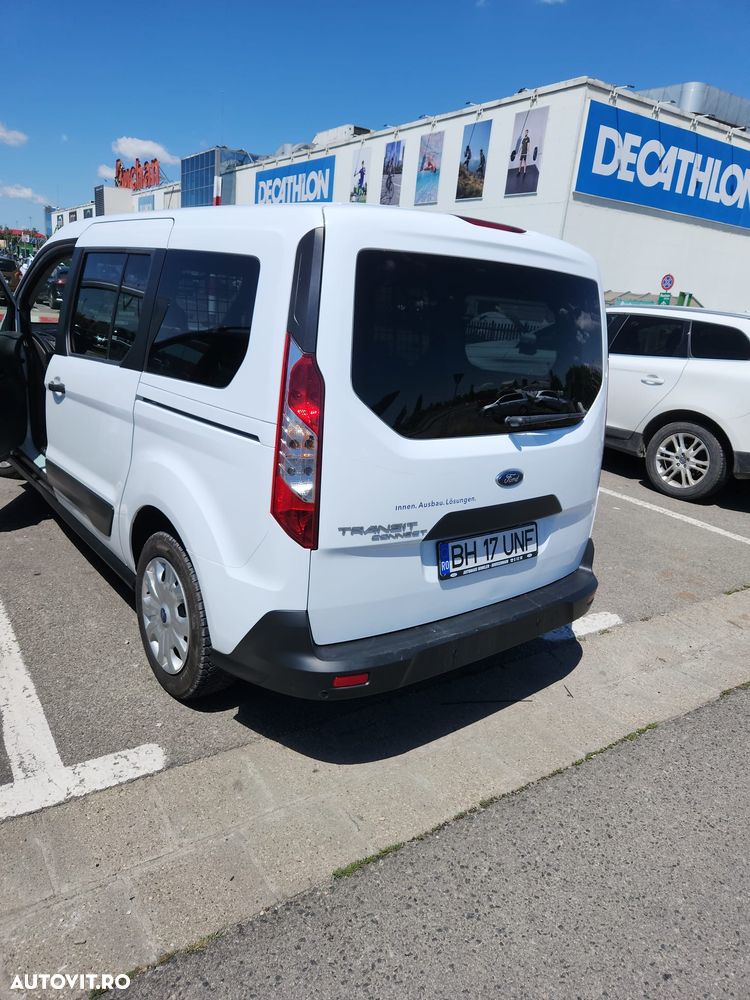 Ford Tourneo Connect - 4