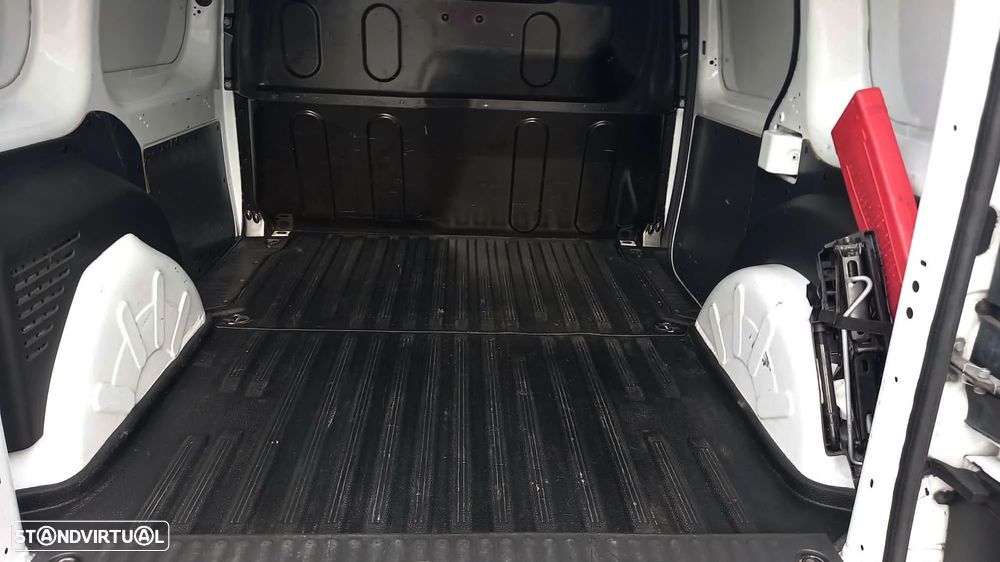 Renault Kangoo 1.5Dci 3lugares c/ iva discriminado - 8