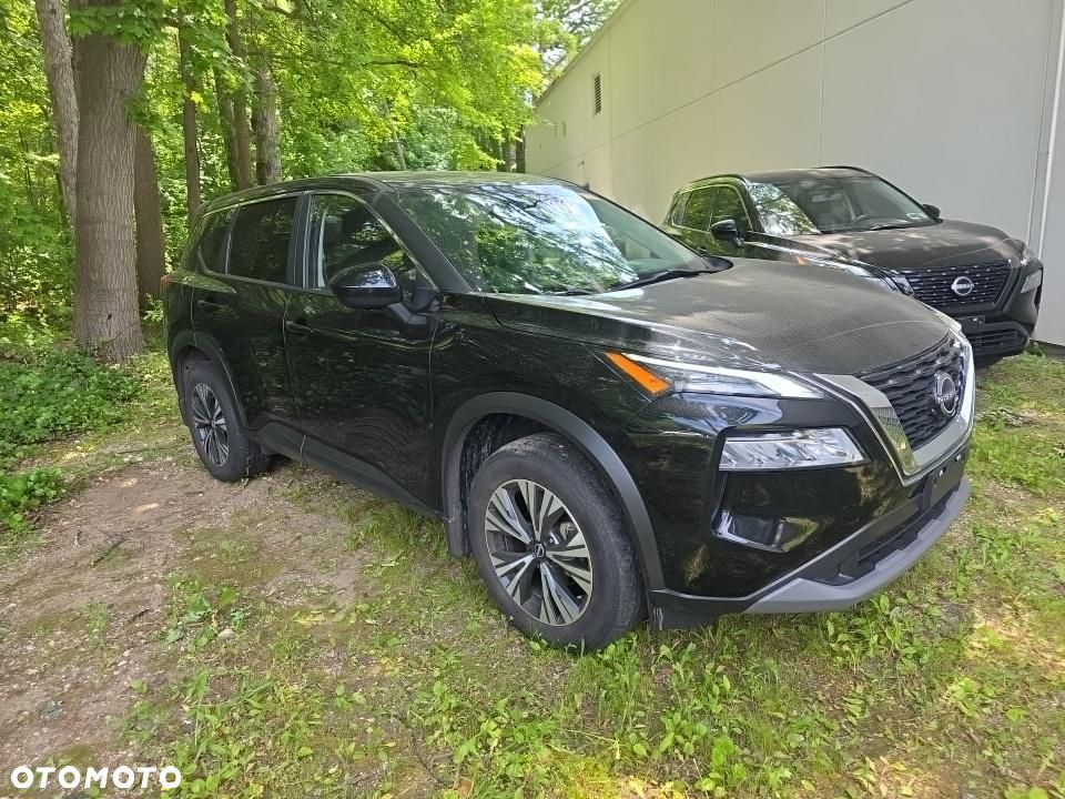 Nissan Rogue - 2