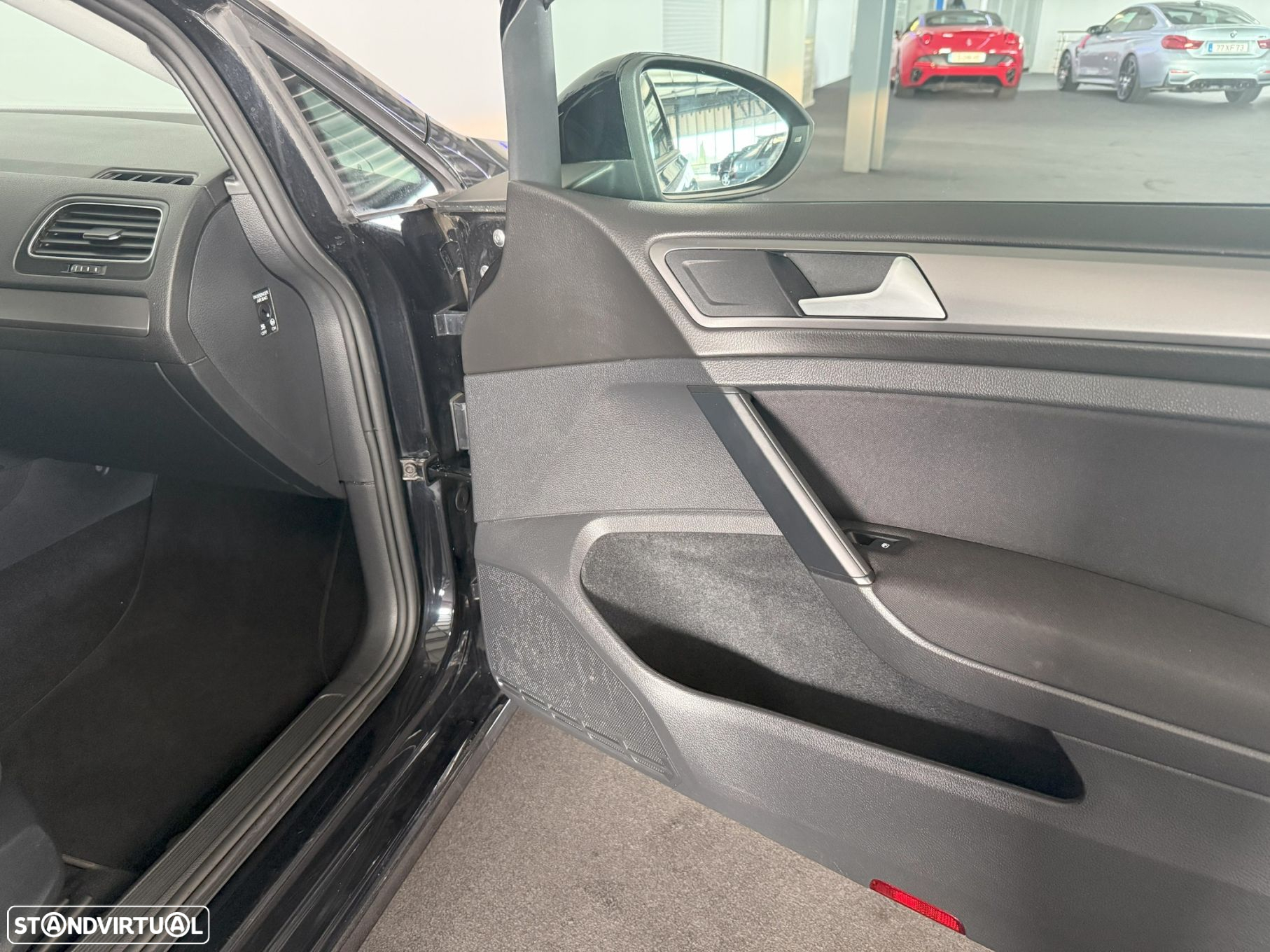 VW Golf Variant 1.6 TDi Confortline - 19