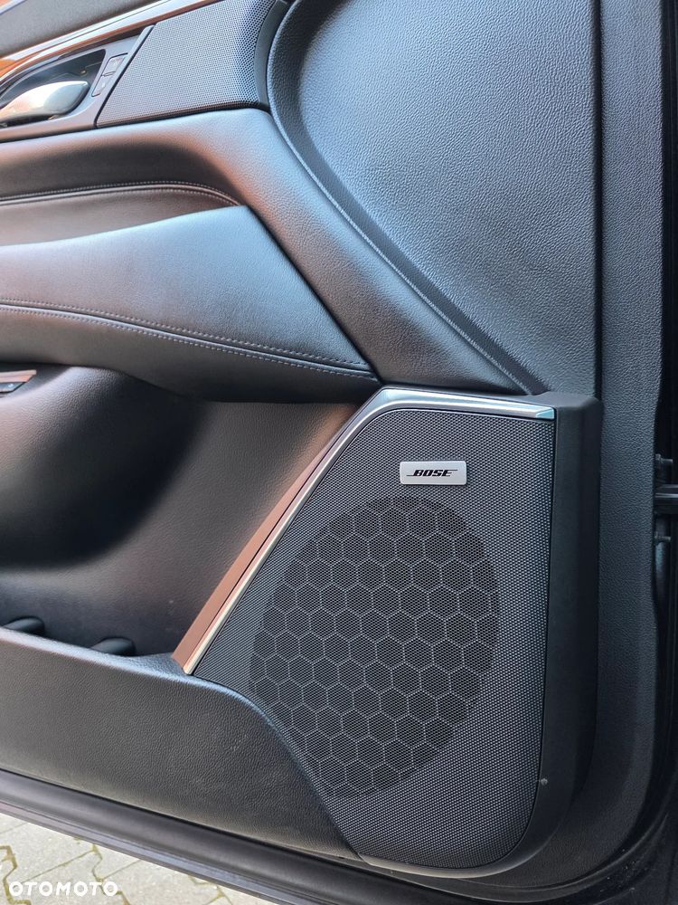 Cadillac Escalade ESV 6.2 V8 AWD AT Premium - 12