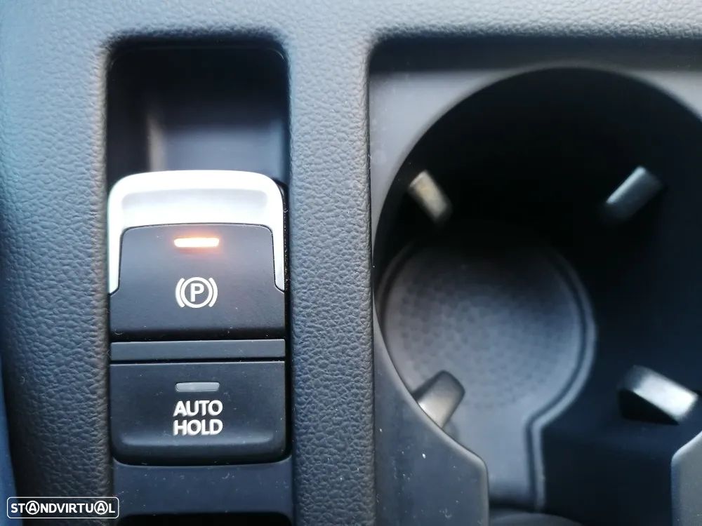 VW Passat Variant 1.6 TDI Confortline - 22