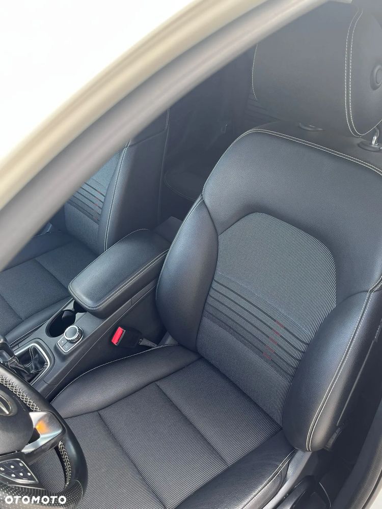 Mercedes-Benz Klasa B 180 BlueEFFICIENCY Edition Style - 27