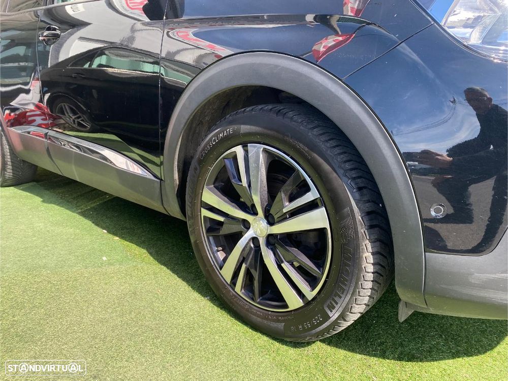 Peugeot 3008 BlueHDi 130 Stop & Start Allure - 4