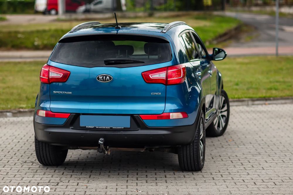 Kia Sportage 2.0 CRDI 4WD Automatik Dream-Team Edition - 11