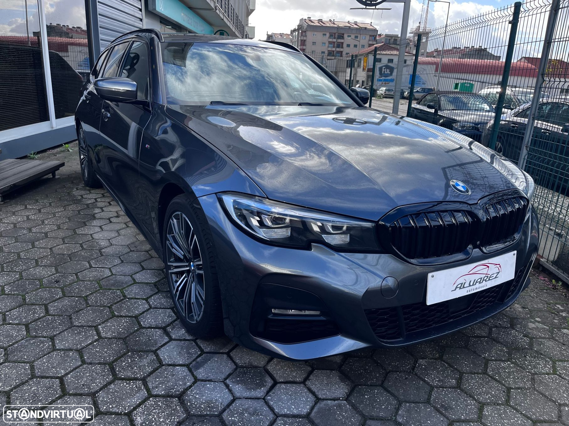 BMW 320 d Touring Pack M Auto - 19
