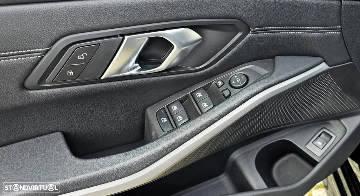 BMW 318 d Touring Aut. Sport Line - 27