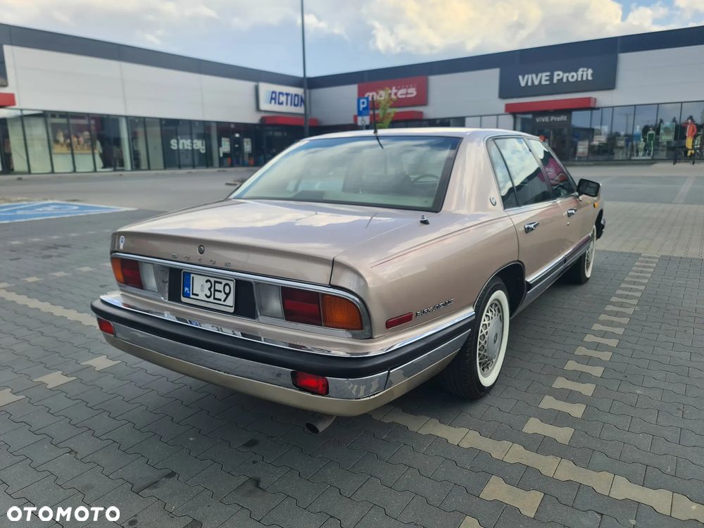 Buick Park Avenue - 12