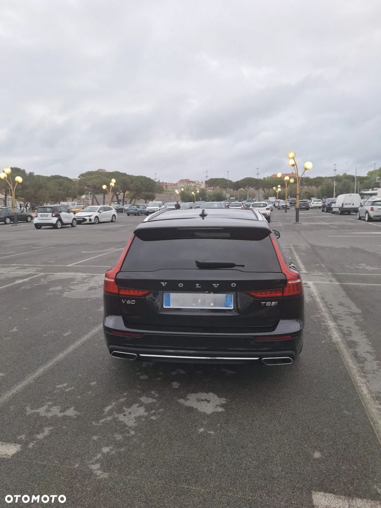 Volvo V60 T8 AWD Plug-In Hybrid Inscription - 3