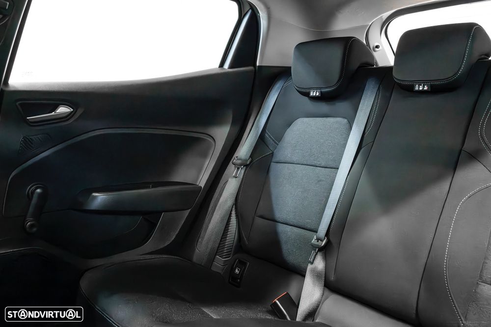 Renault Clio 1.6 E-Tech Intens - 11