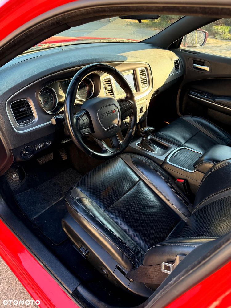 Dodge Charger - 4