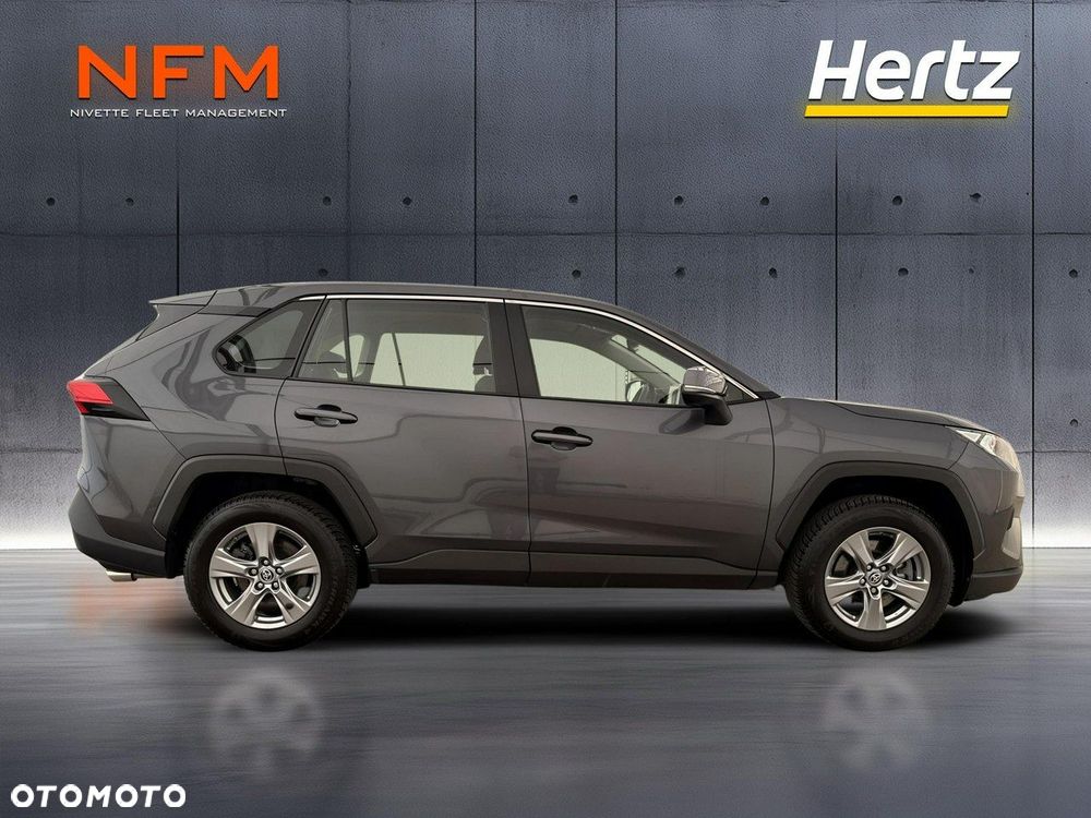 Toyota RAV4 - 8