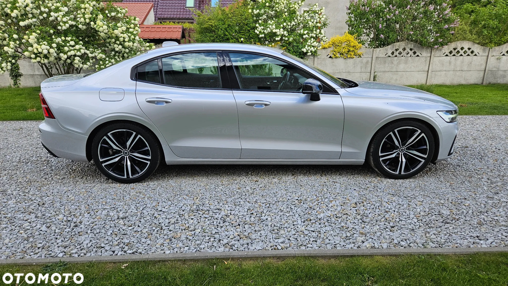 Volvo S60 T4 R-Design First Edition - 11