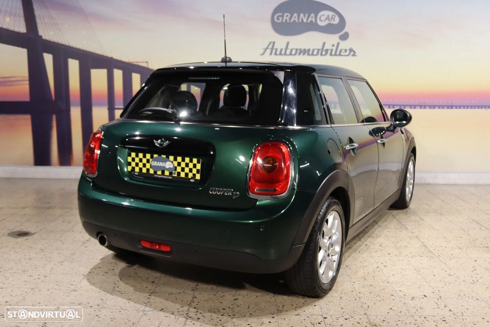 MINI 5 Portas Cooper D - 5