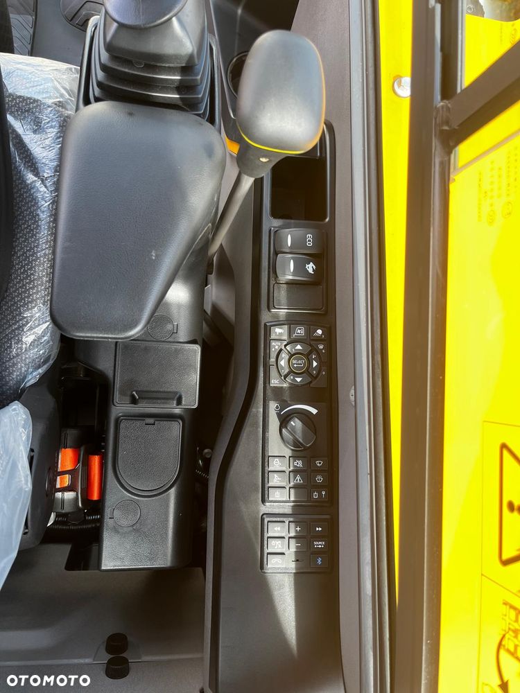 Volvo ECR88D nowa koparka dealer PL - 21
