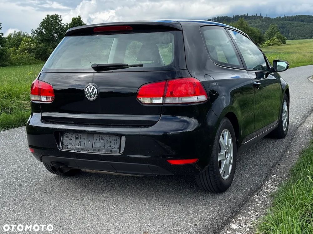 Volkswagen Golf 2.0 TDI DPF Comfortline - 8