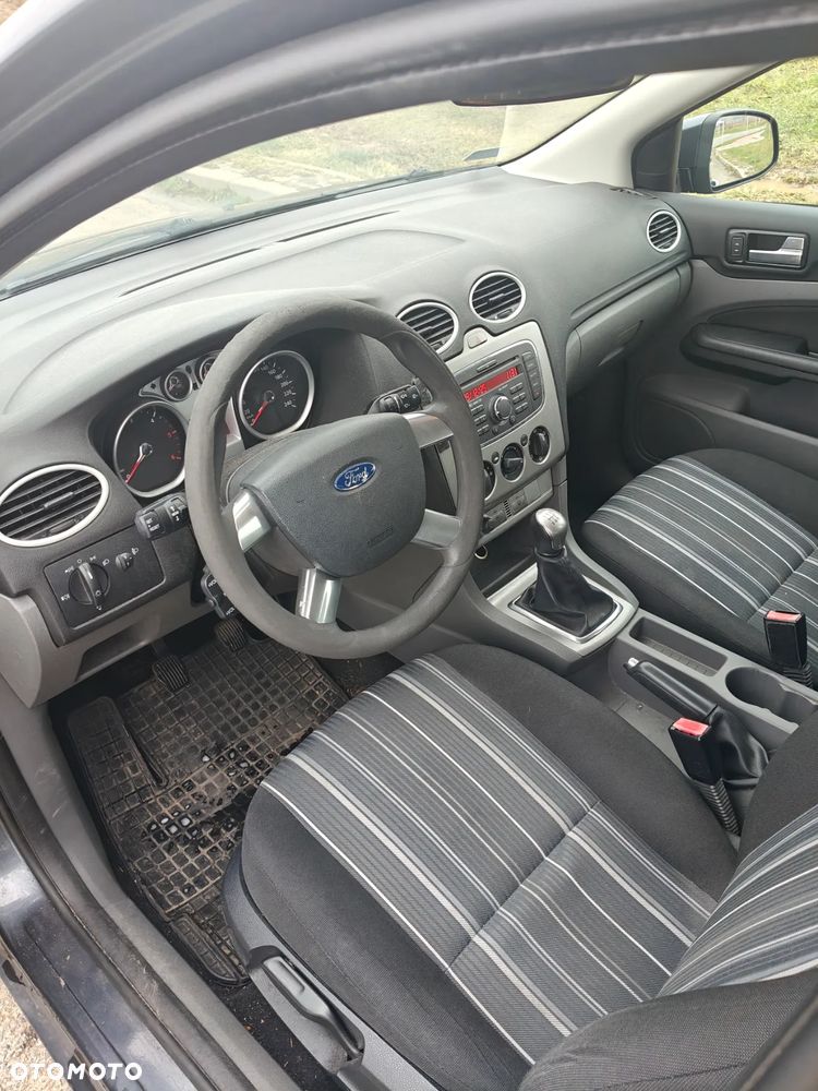 Ford Focus 1.6 TDCi Trend - 5