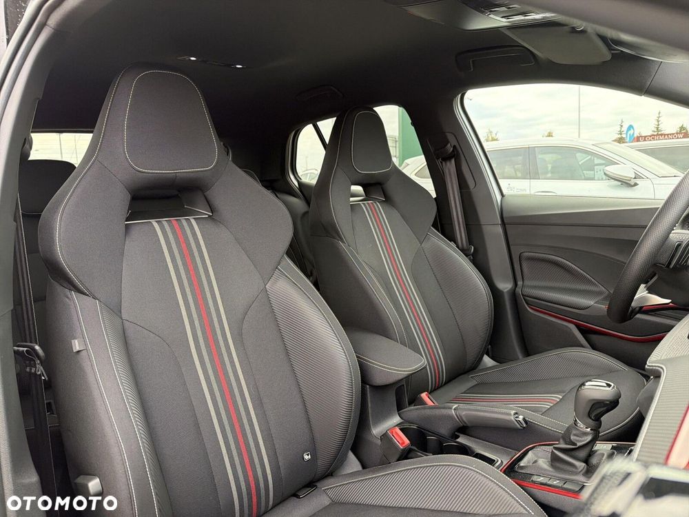 Skoda Fabia 1.0 TSI Monte Carlo DSG - 18