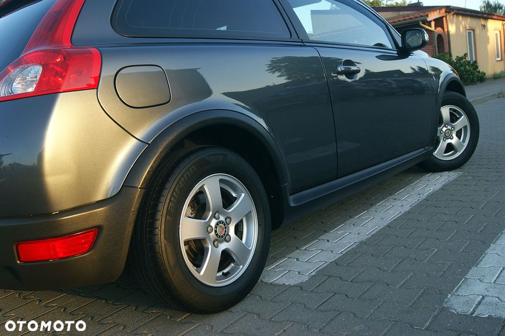 Volvo C30 1.8 Kinetic - 24