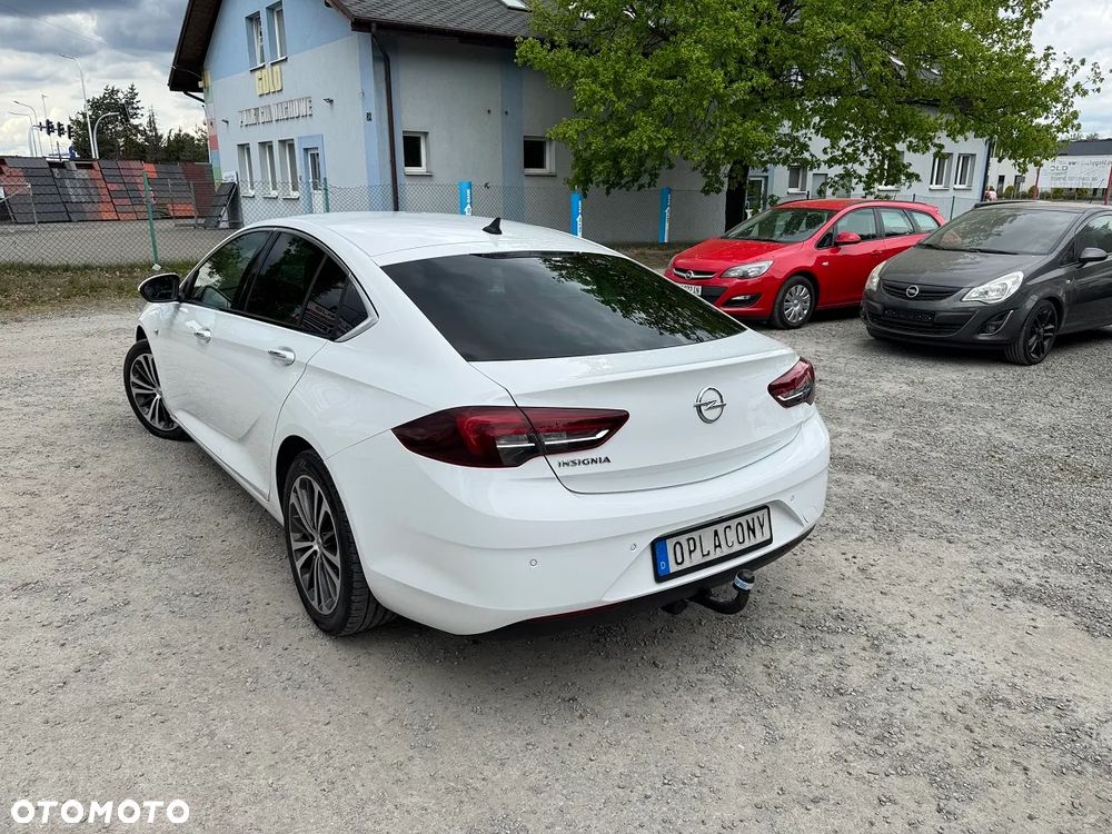Opel Insignia - 8