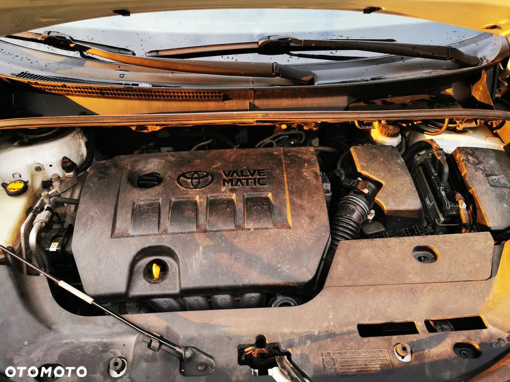 Toyota Verso 1.8 Premium 7os - 22