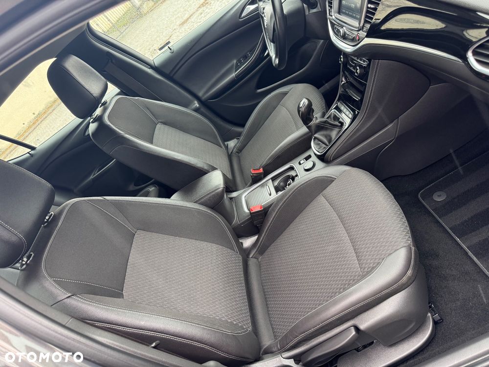 Opel Astra 1.6 CDTI Active - 32