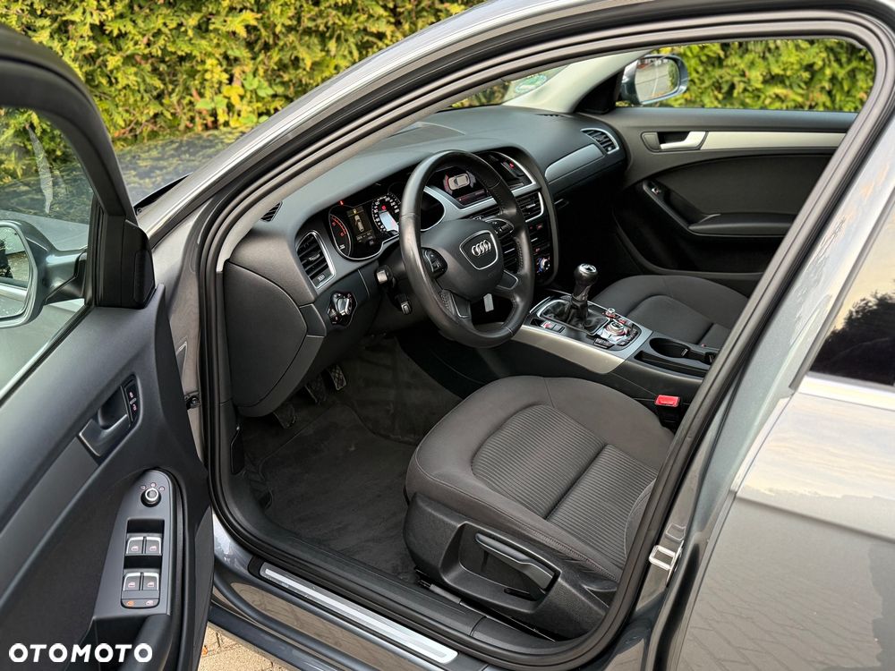 Audi A4 Avant 2.0 TDI DPF Attraction - 9