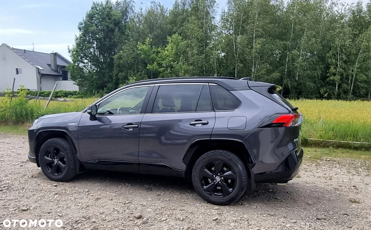 Toyota RAV4 - 3