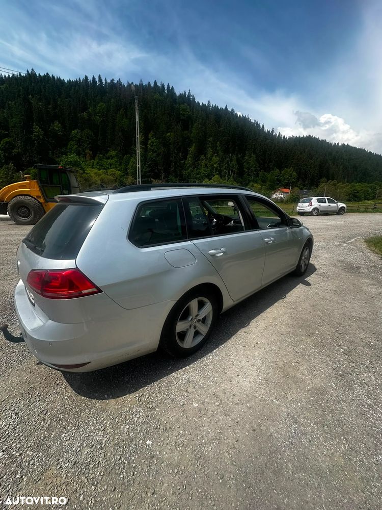 Volkswagen Golf 1.6 TDI 4Motion - 12