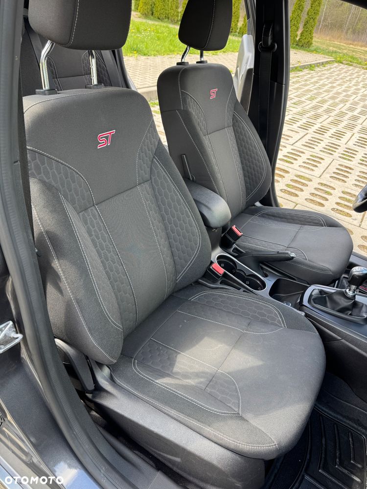 Ford Fiesta ST - 12
