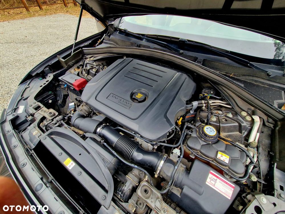 Jaguar F-Pace 2.0 i4D RWD R-Sport - 22