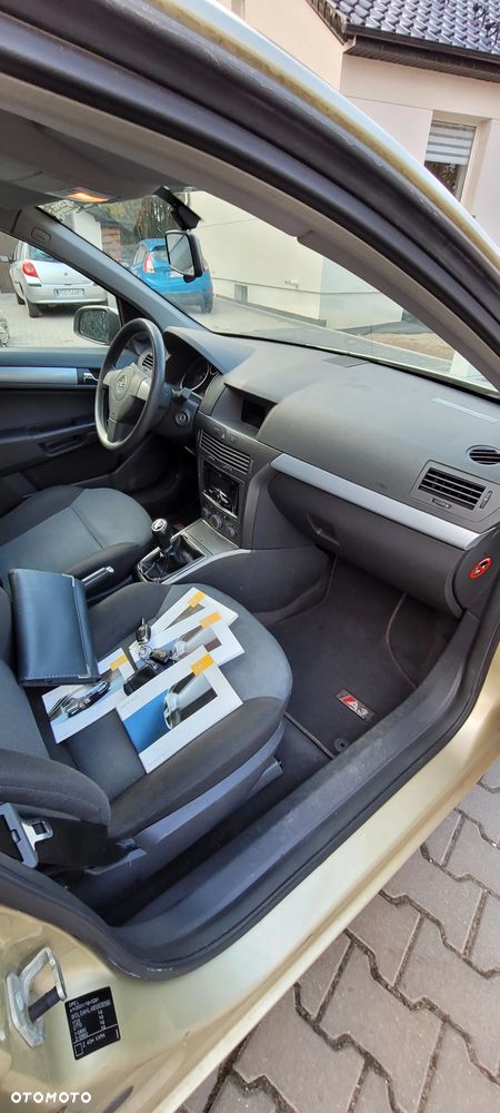 Opel Astra II 1.4 Comfort / Cool - 18