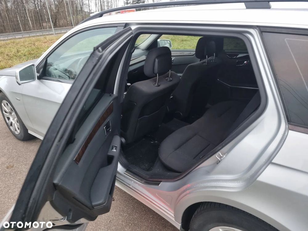 Mercedes-Benz Klasa E 200 CDI DPF BlueEFFICIENCY - 12