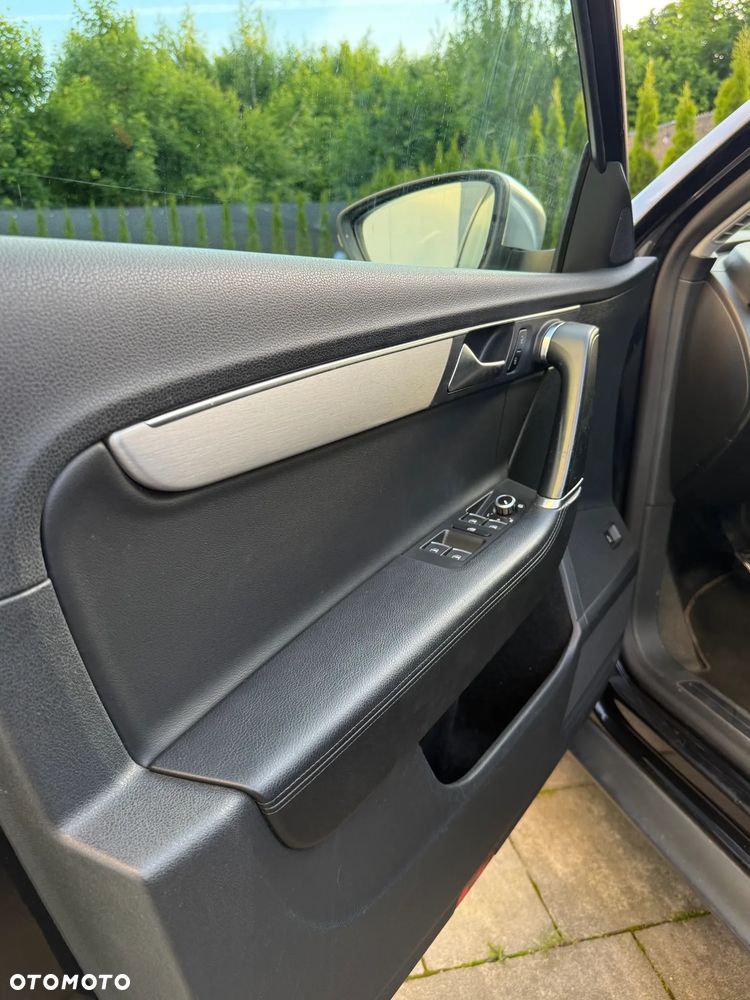 Volkswagen Passat 2.0 TDI 4Mot Comfortline - 13
