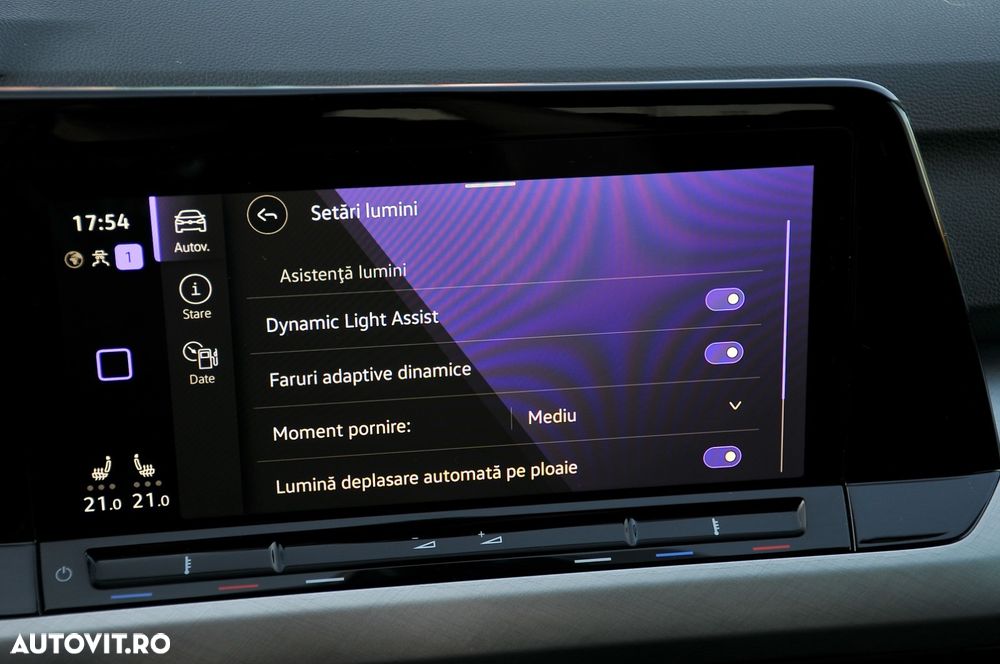 Volkswagen Golf 2.0 TDI DSG Life - 22