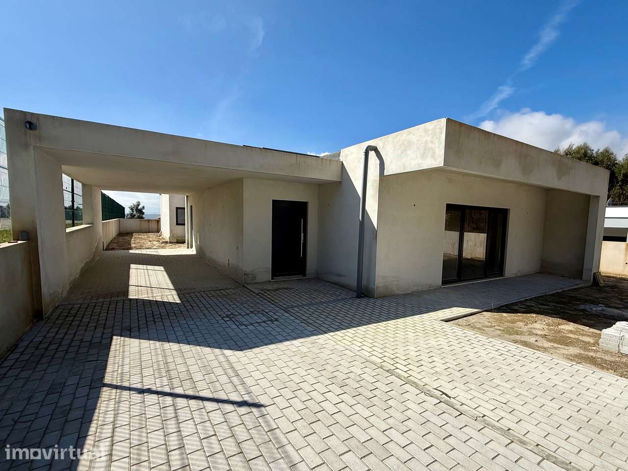 Moradia T4 individual com espaço de jardim - Rio Maior - Grande imagem: 2/33