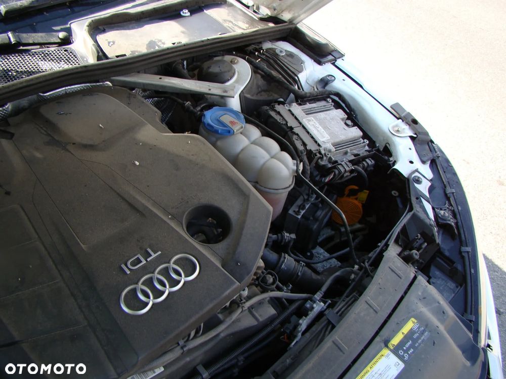 Audi A4 Avant 2.0 TDI - 19