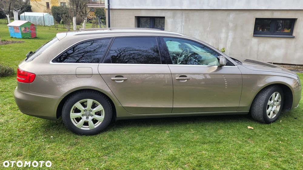 Audi A4 Avant 2.0 TDI - 6