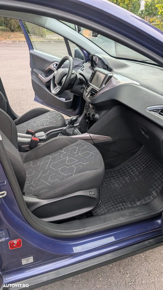 Peugeot 2008 PureTech 82 Active - 16