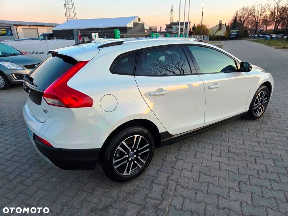 Volvo V40 Cross Country D2 Momentum - 6