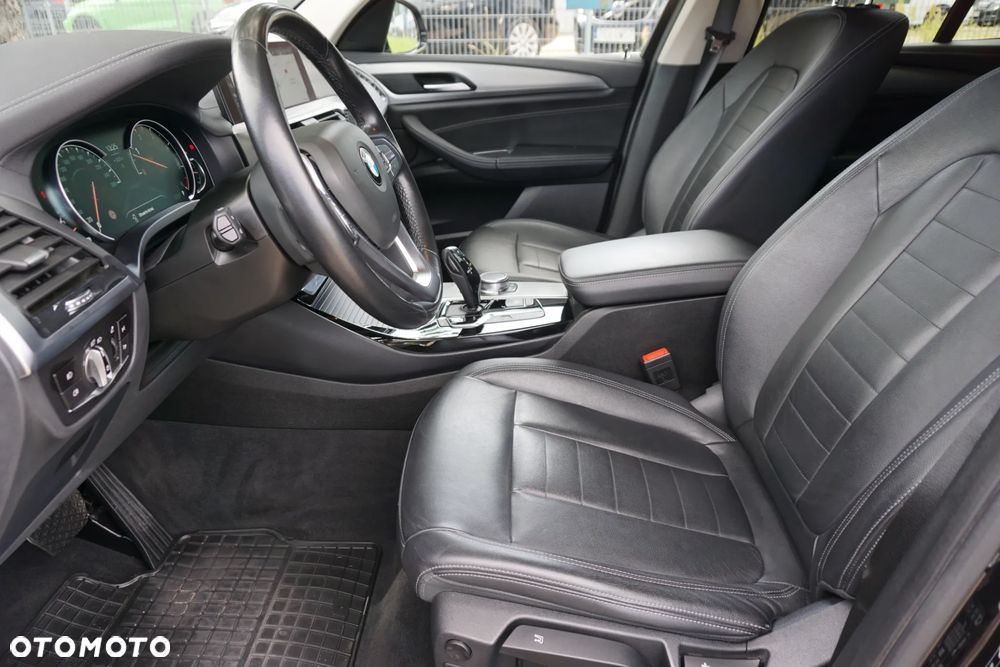 BMW X3 xDrive30d Luxury Line - 10