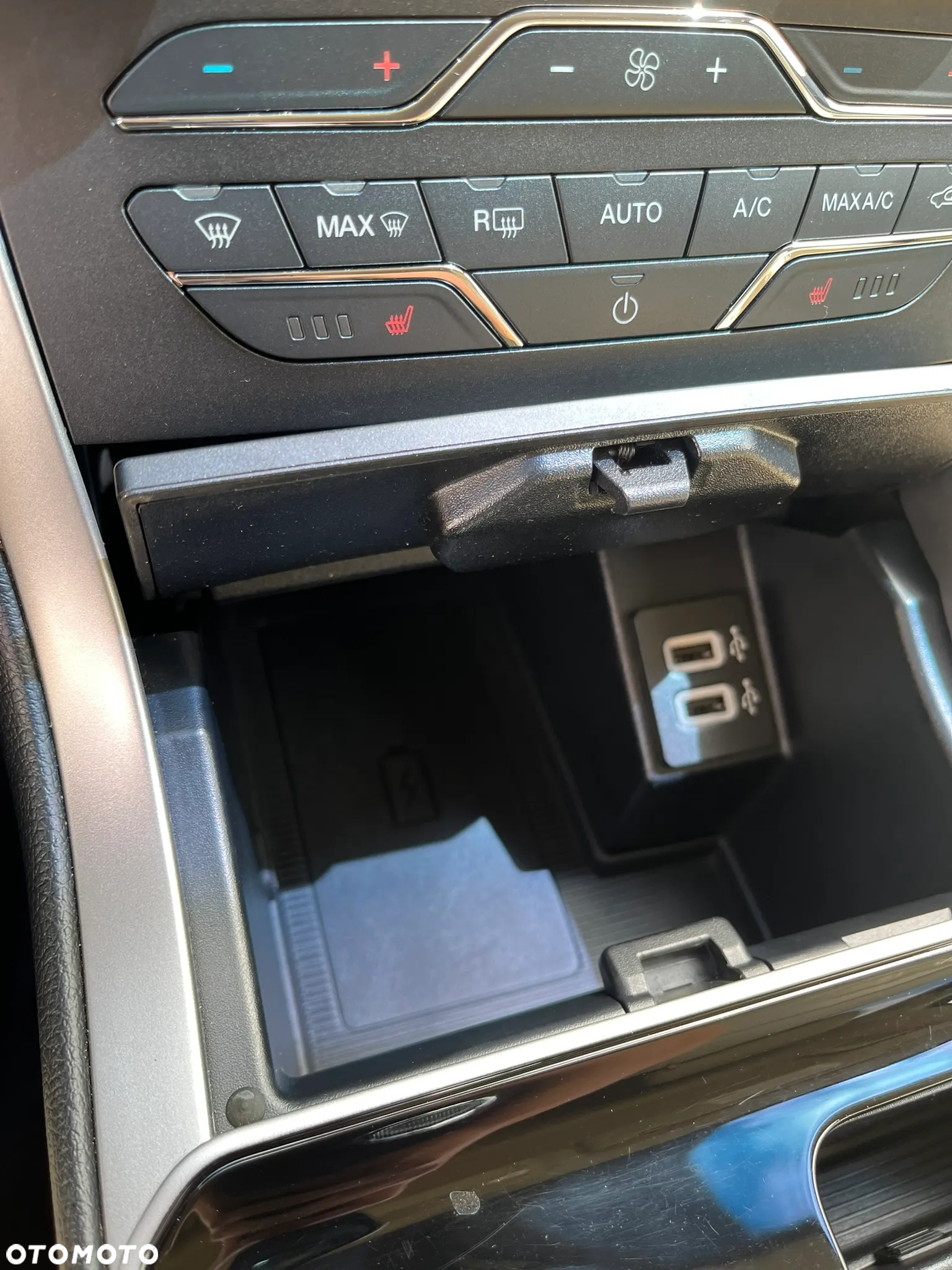 Ford Edge - 21