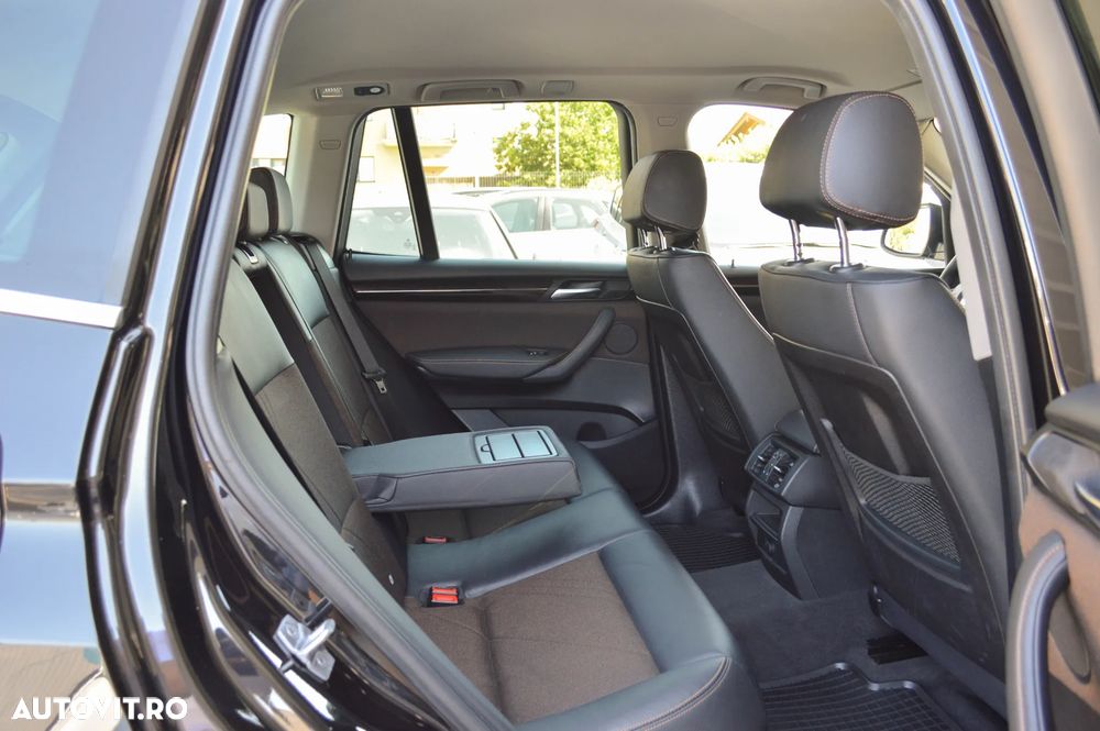BMW X3 xDrive20d AT xLine - 32