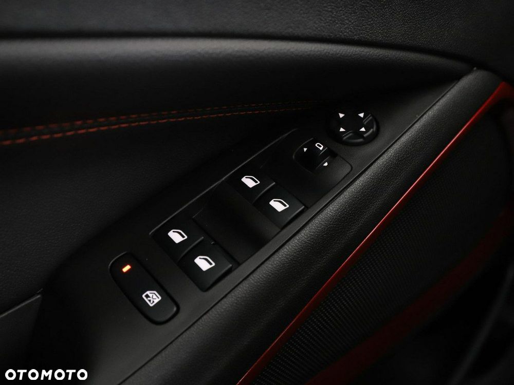 Opel Crossland X - 35