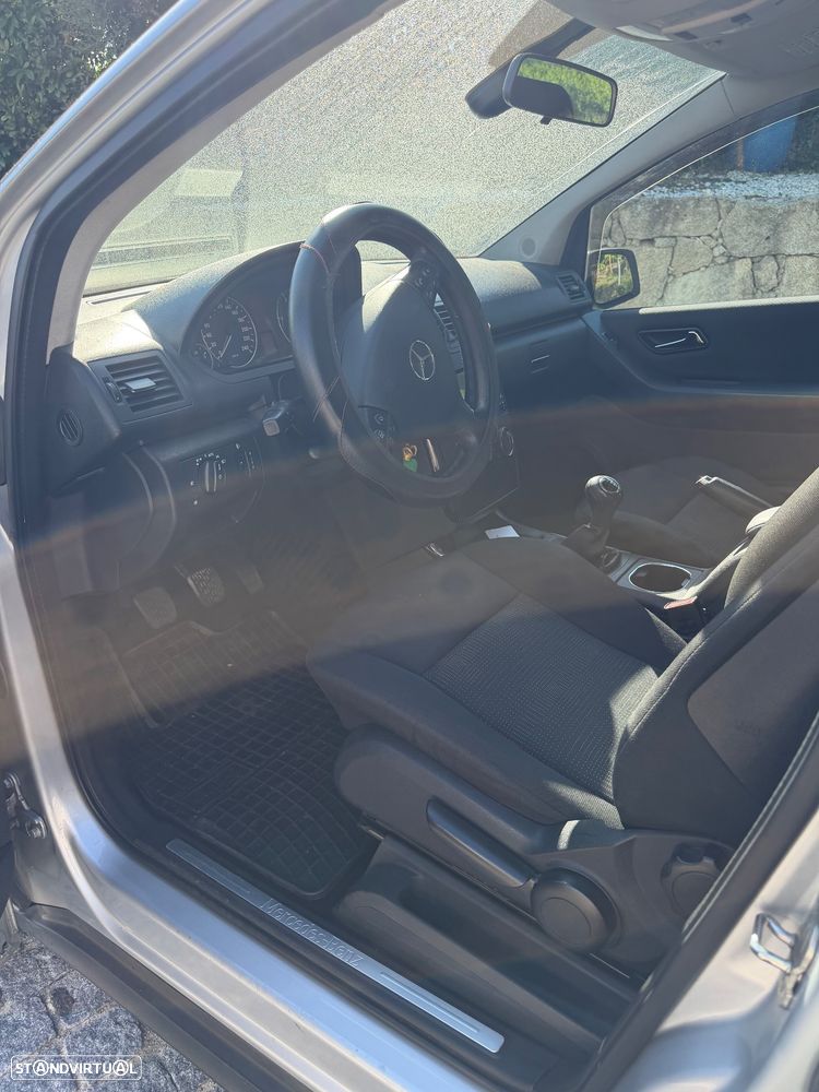 Mercedes-Benz A 180 CDi Avantgarde - 12