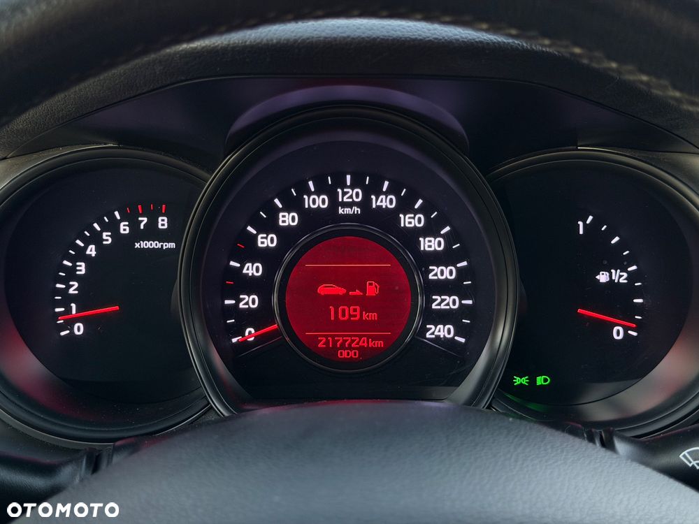 Kia Ceed - 14