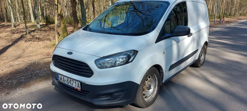 Ford Transit Courier - 2