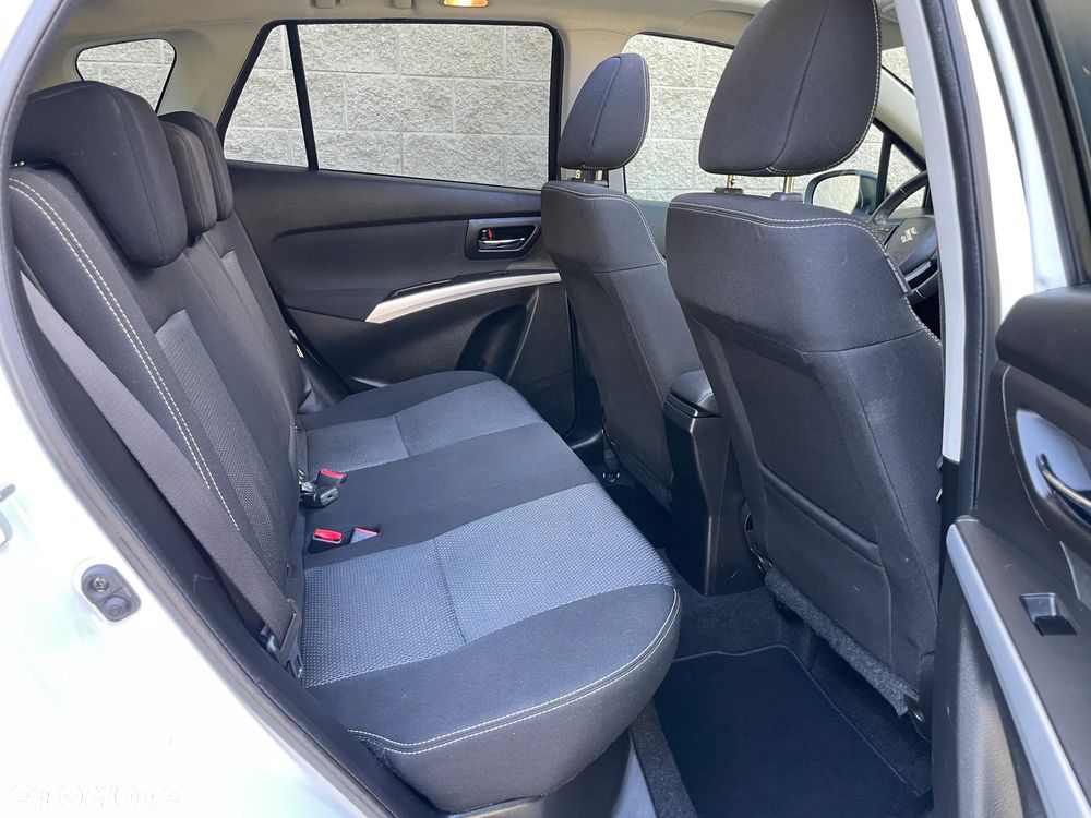 Suzuki SX4 1.9 DDiS DPF Streetline 4x2 Club - 13
