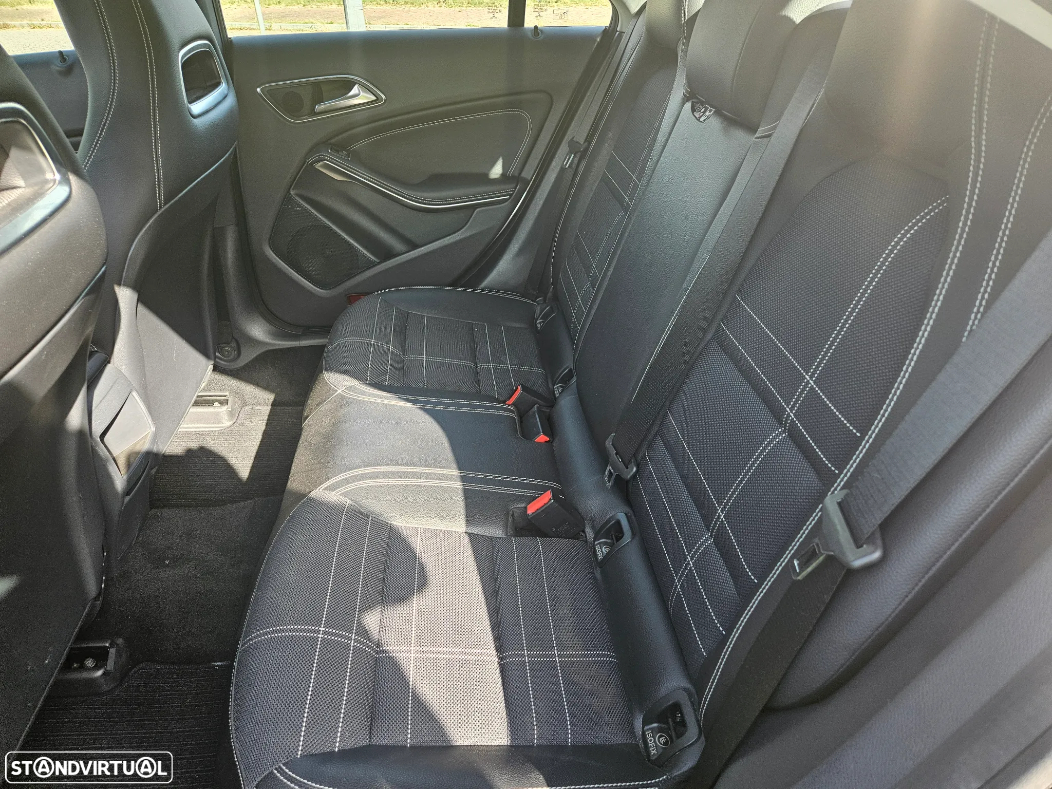 Mercedes-Benz CLA 200 CDi Urban - 26